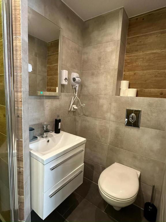 Apartamenty Golebia-Genius Poznań Esterno foto