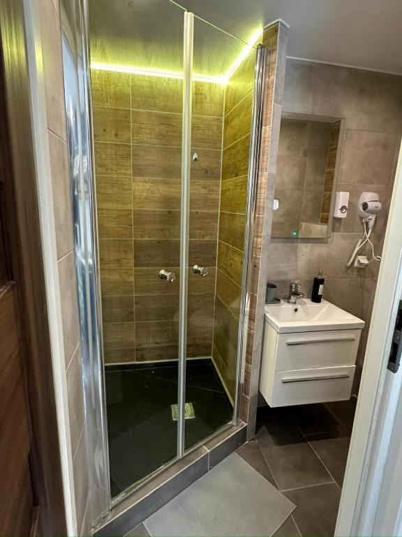 Apartamenty Golebia-Genius Poznań Esterno foto