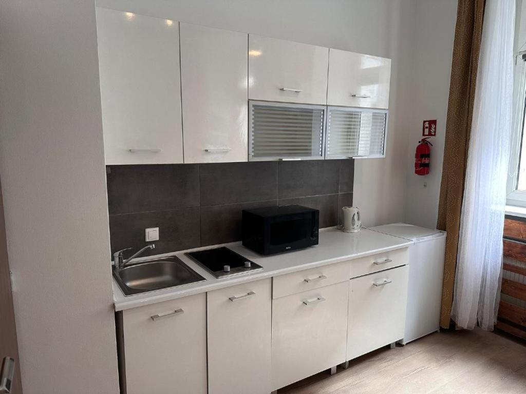 Apartamenty Golebia-Genius Poznań Esterno foto